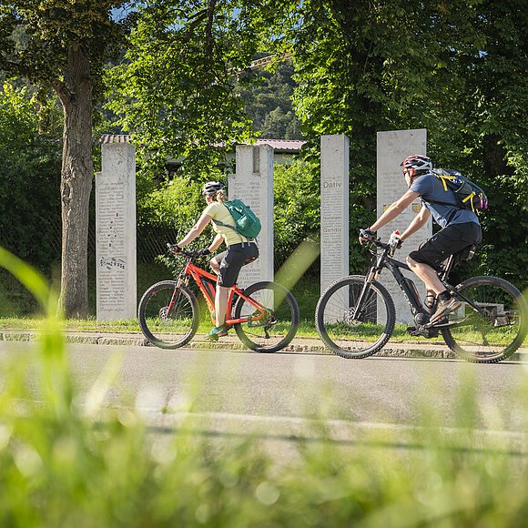 Steinstelen in Kipfenberg